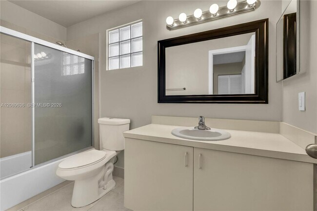 Building Photo - 8291 SW 44th Pl