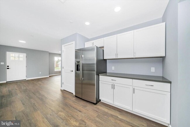 Building Photo - 17410 Gay St