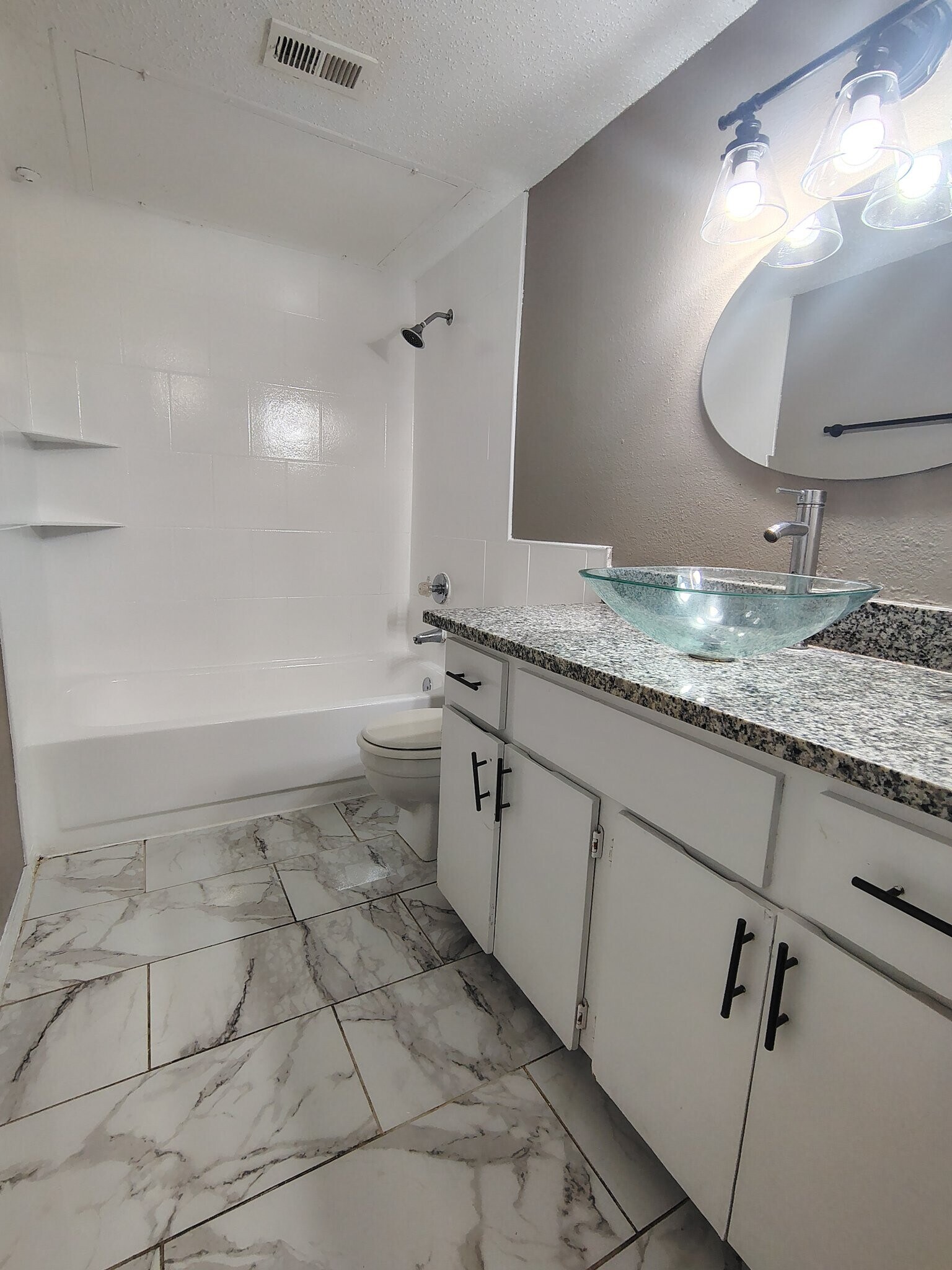 Building Photo - 412 Summit Ave