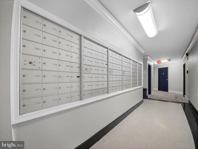 Building Photo - 1801 Clydesdale Pl NW