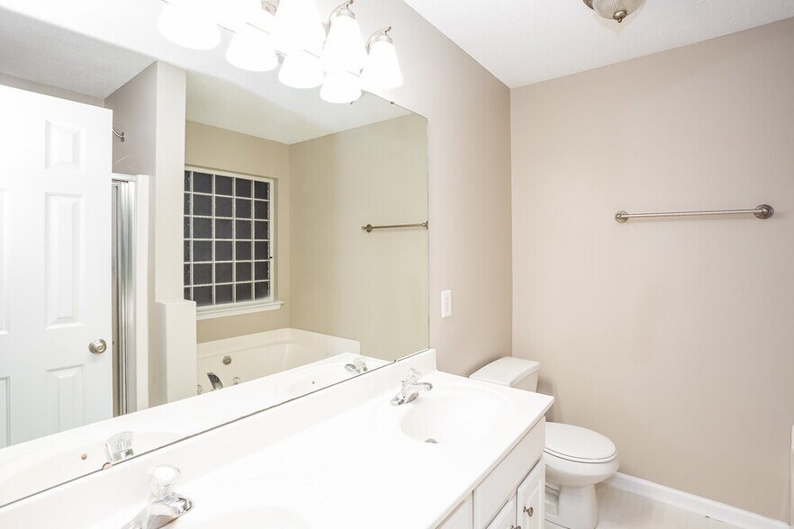 Building Photo - 4112 Margate St SW