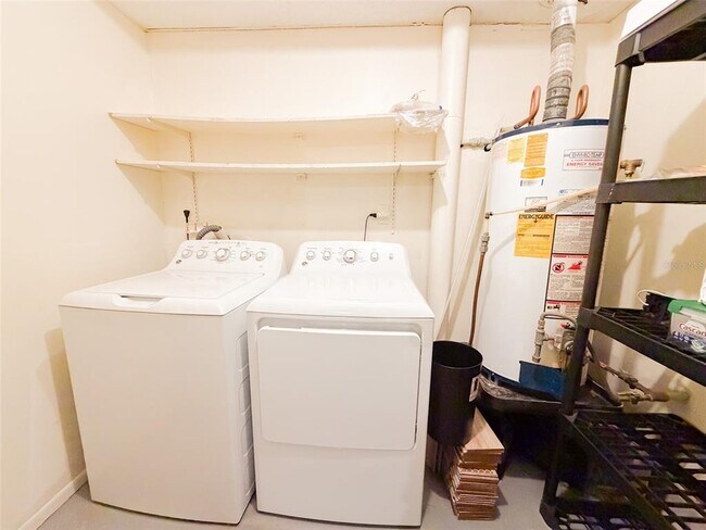 Building Photo - 10319 Matchlock Dr