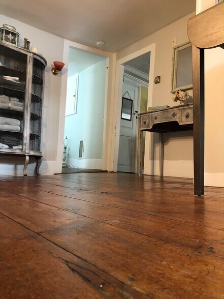 Building Photo - 101 Boston Rd