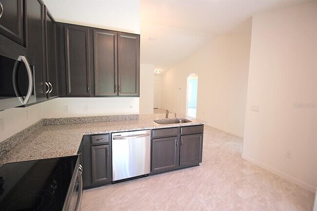 Building Photo - 67 Pony Express Dr
