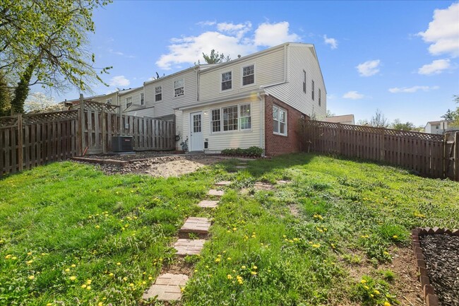 Building Photo - 239 Nottoway St SE