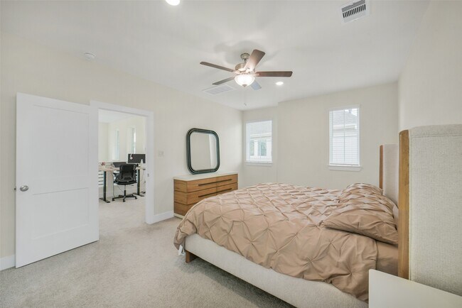 Building Photo - 7834 Swooping Swallow Ln