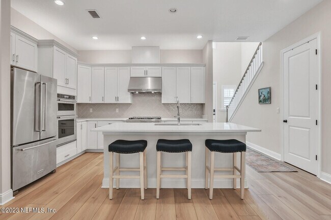 Building Photo - 158 Liberty Bell Rd