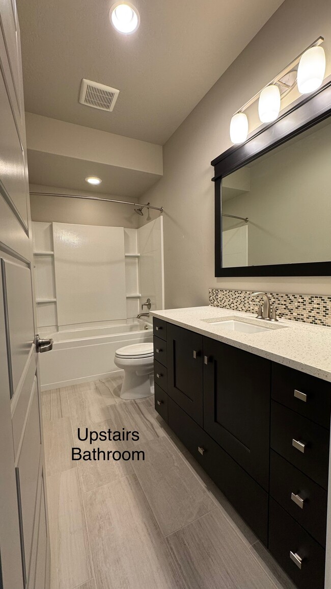 Building Photo - 6253 N Winward Ln