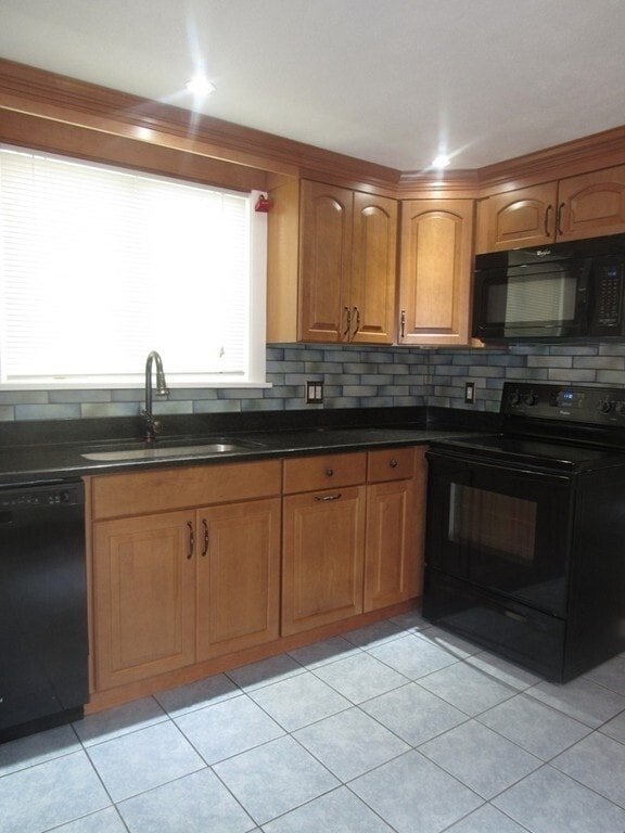 Building Photo - 109 Walnut St