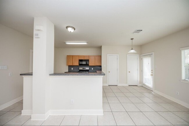 Building Photo - 5839 Sonoma Ridge