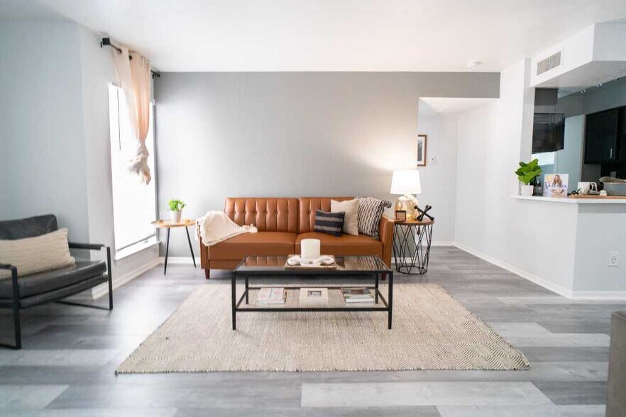 Building Photo - 11700 Metric Blvd