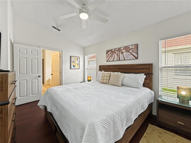 Building Photo - 8105 Santee Dr