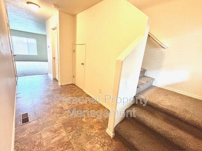 Building Photo - 3371 NW 47th Dr