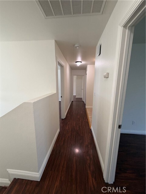 Building Photo - 635 E 79th St