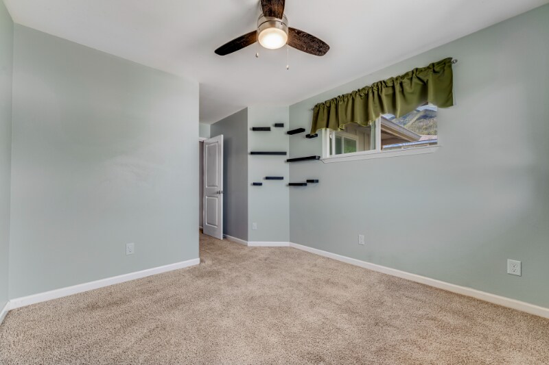 Building Photo - 83 Hoolaau St