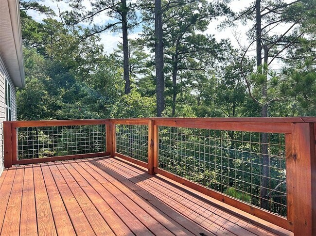 Building Photo - 27 Shropshire Dr