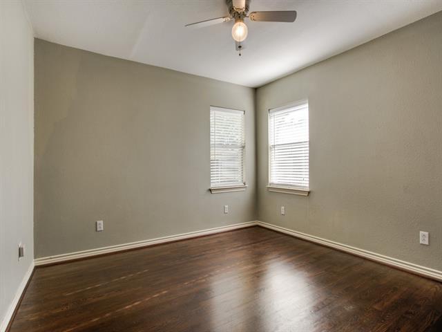 Building Photo - 4918 Thrush St