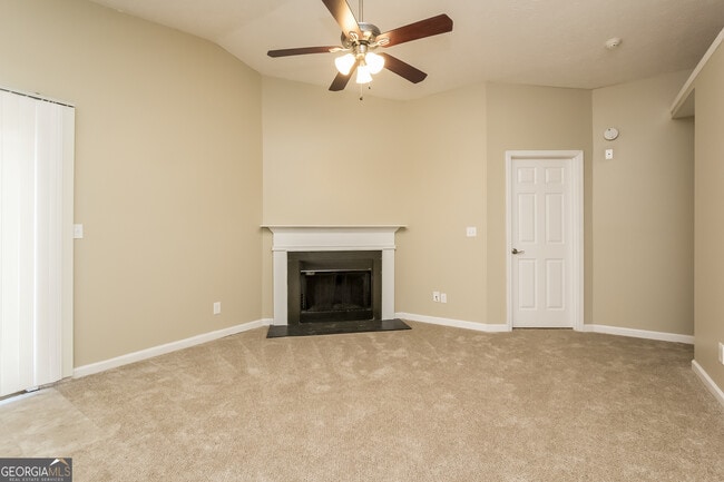 Building Photo - 8057 Fieldstream Way