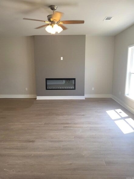 Building Photo - 1801 Aldersgate Rd