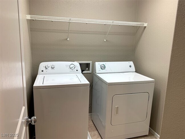 Building Photo - 10801 Cape Shore Ave