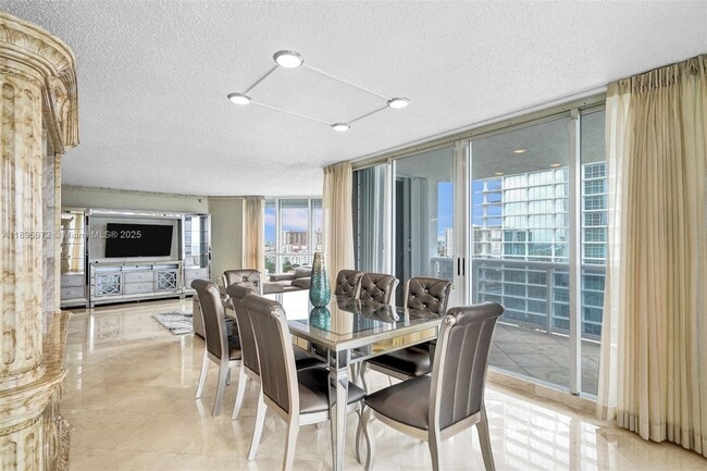 Building Photo - 16711 Collins Ave