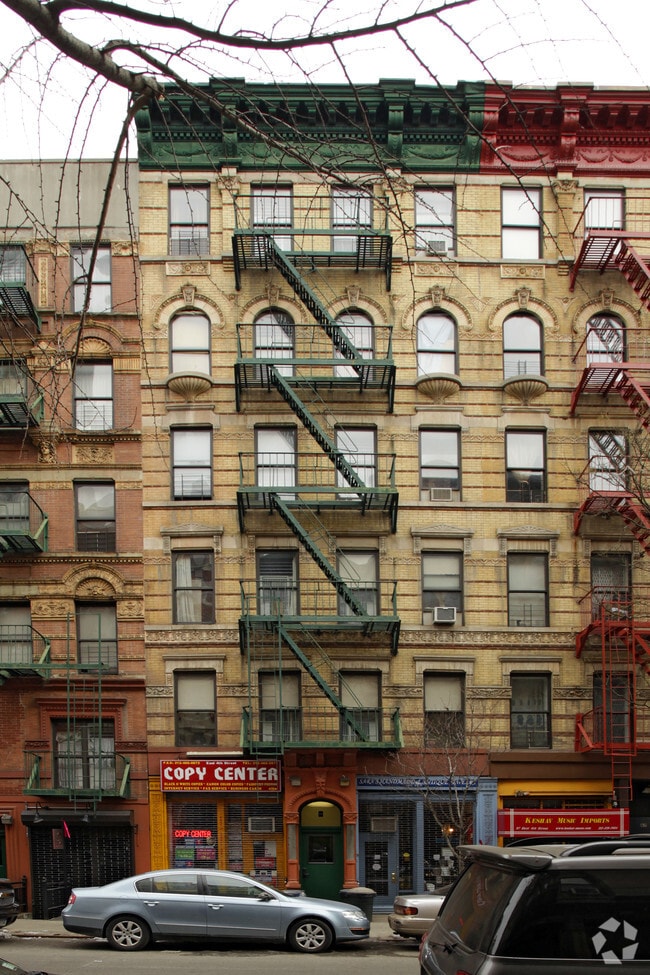 Building Photo - True North Astor Place