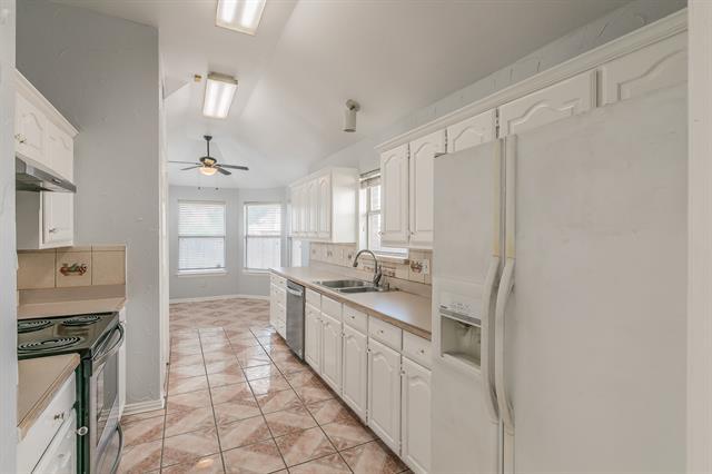 Building Photo - 1356 Dallshan Dr