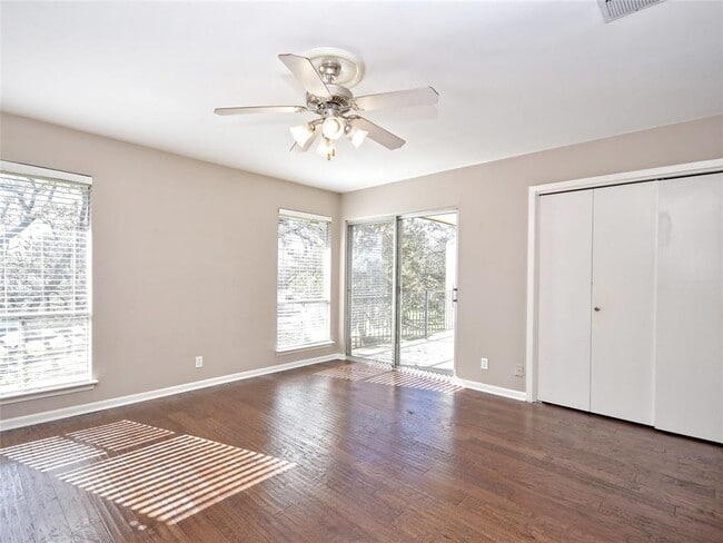 Building Photo - 100 Lido Cir