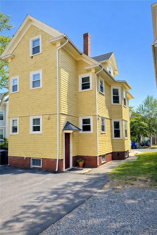 Building Photo - 22 Mayflower St