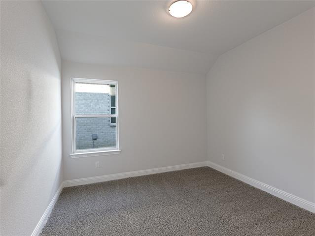 Building Photo - 716 Fencerow Trl