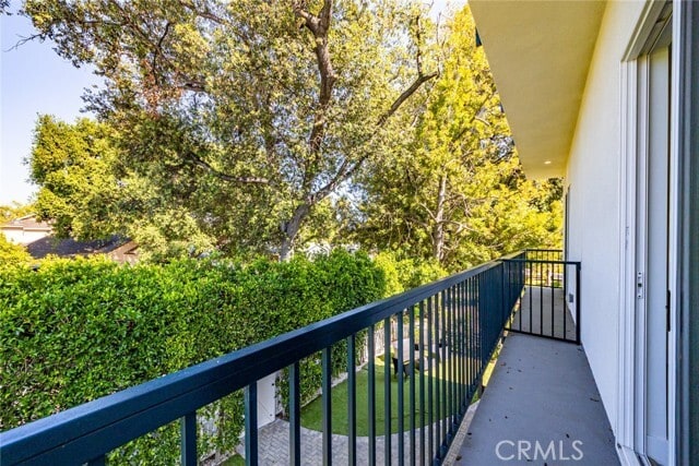 Building Photo - 4445 Auckland Ave