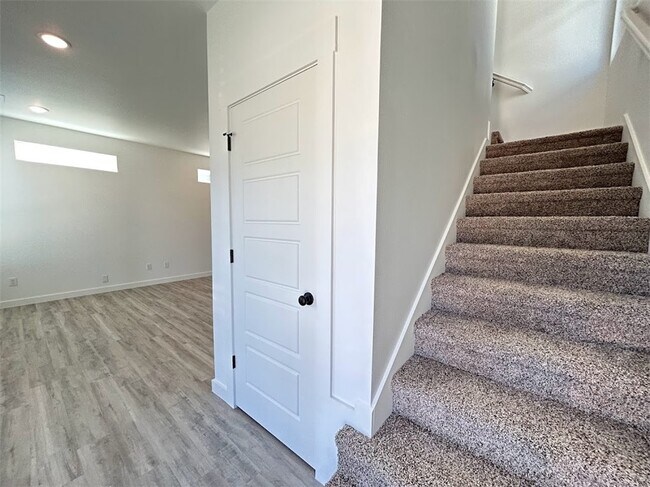 Building Photo - 960 Ventnor Ave