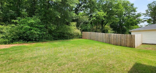 Building Photo - 116 Dogwood Ln