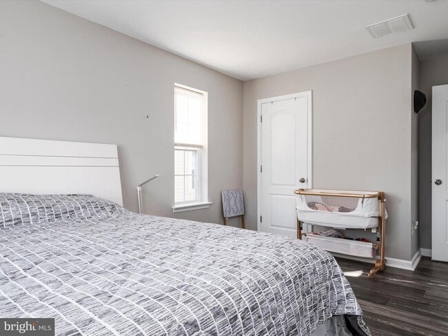 Building Photo - 7812 Sunhaven Way