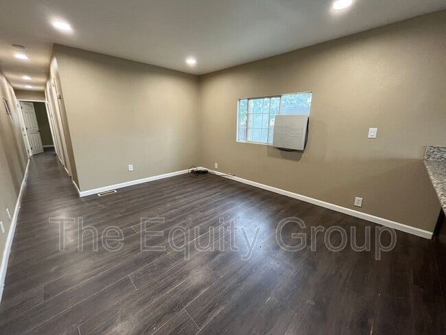 Building Photo - 19014 Ave 146