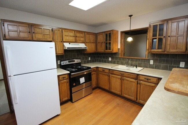 Building Photo - 5705 Bronco Pl