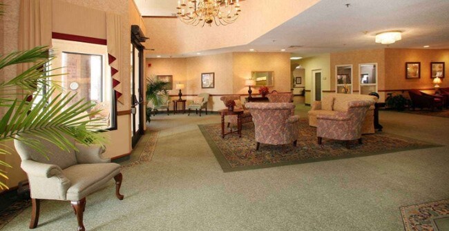 Interior Photo - Holiday Forsyth Court