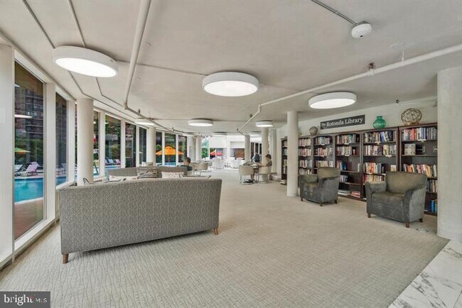 Building Photo - 8370 Greensboro Dr