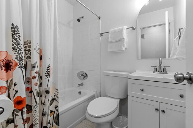 Building Photo - 2662 Smoke View Dr