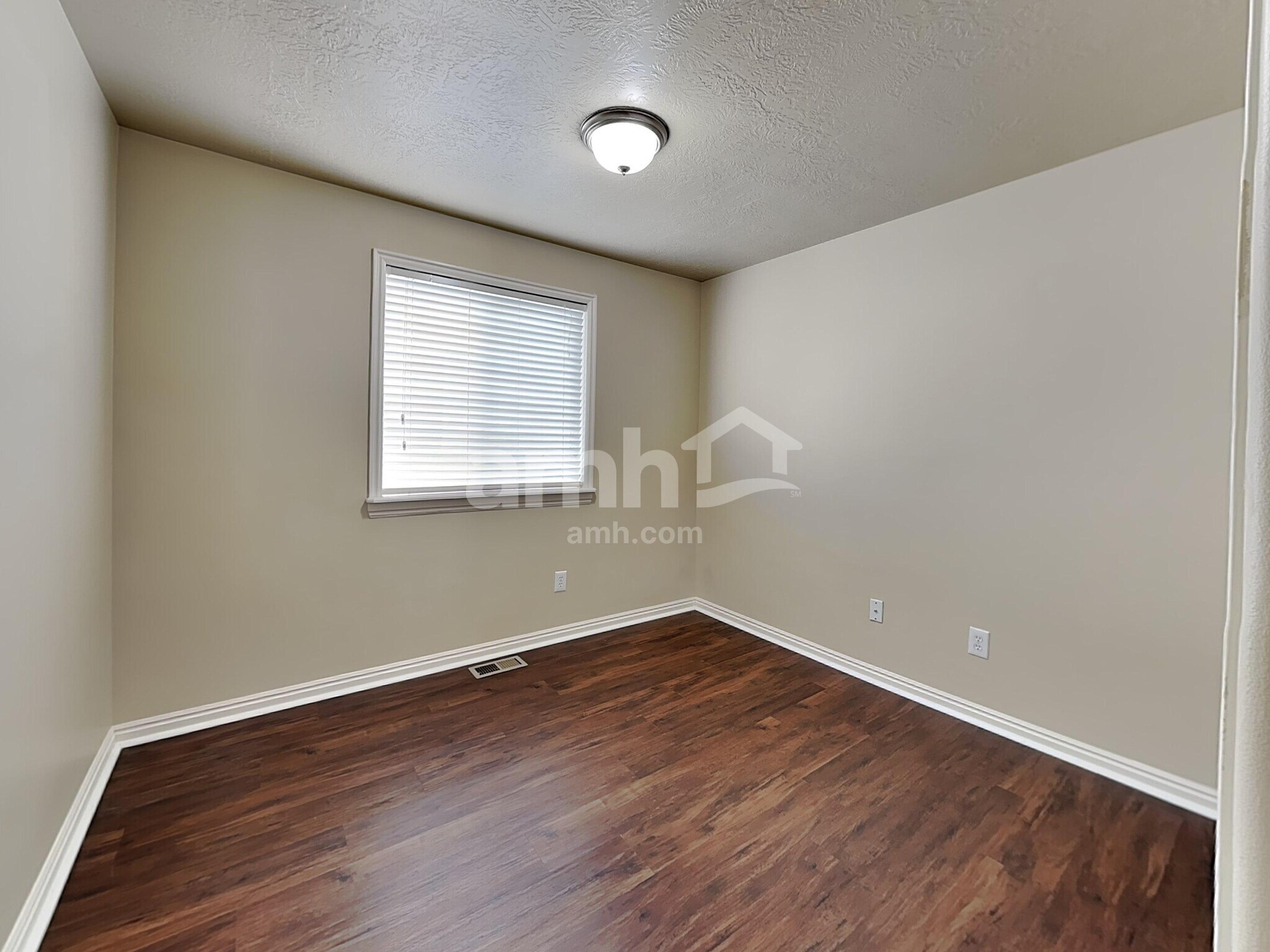 Building Photo - 163 Crystal Bay Dr