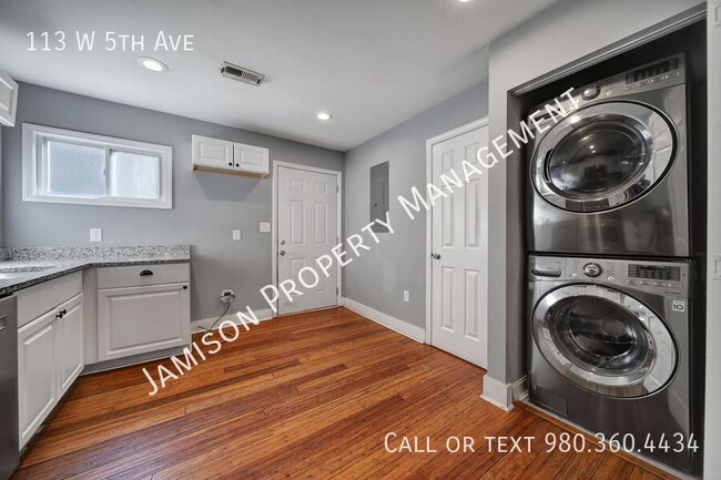 Building Photo - 113 W 5th Ave