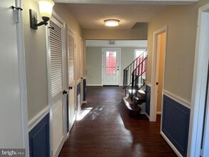 Building Photo - 13133 Putnam Cir