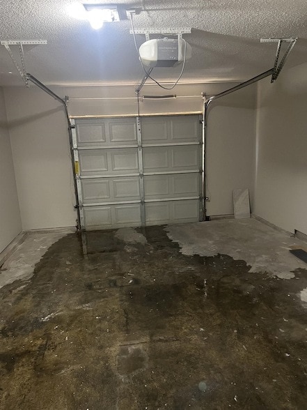 Building Photo - 6950 Hillshire Dr
