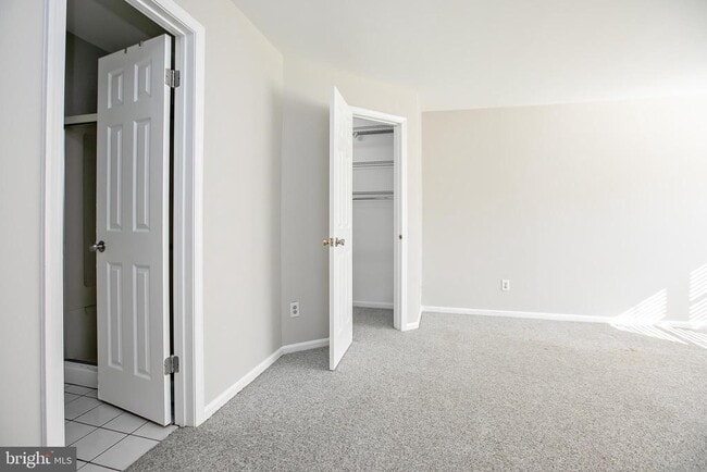 Building Photo - 645 Covington Ct