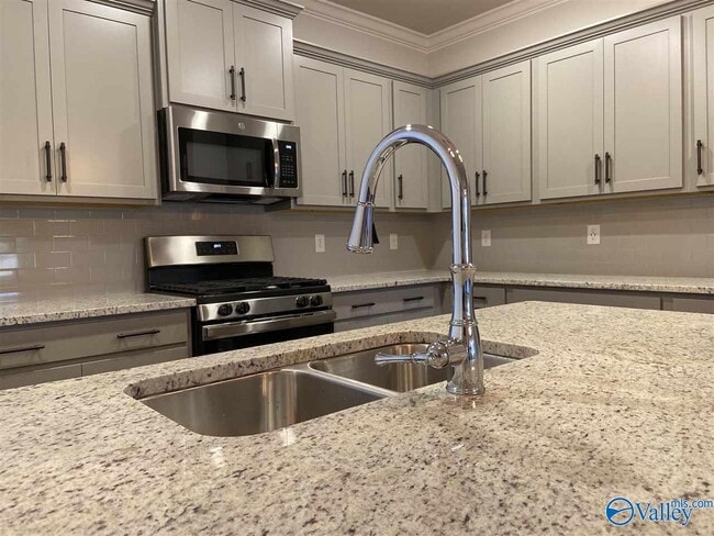 Building Photo - 440 Legend Oak Way SW