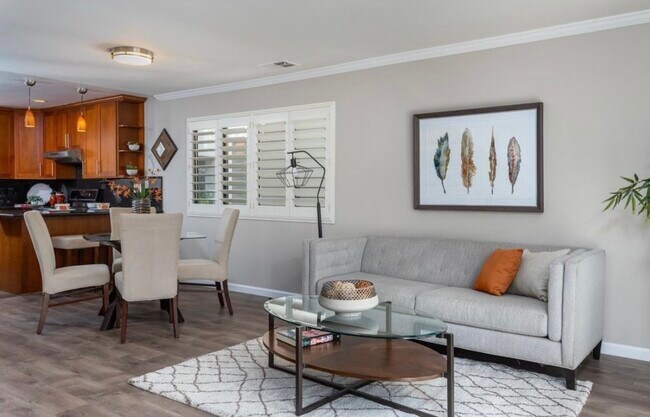 Building Photo - 61 Mozden Ln