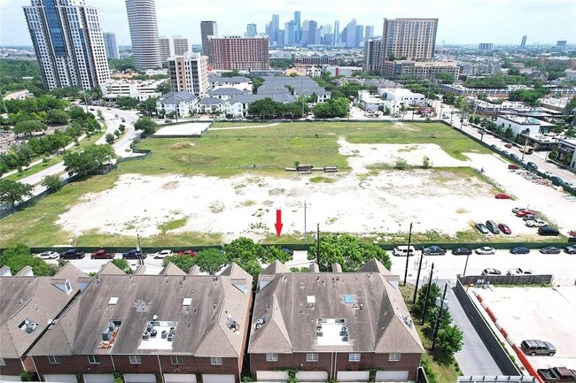 Building Photo - 728 Tirrell St