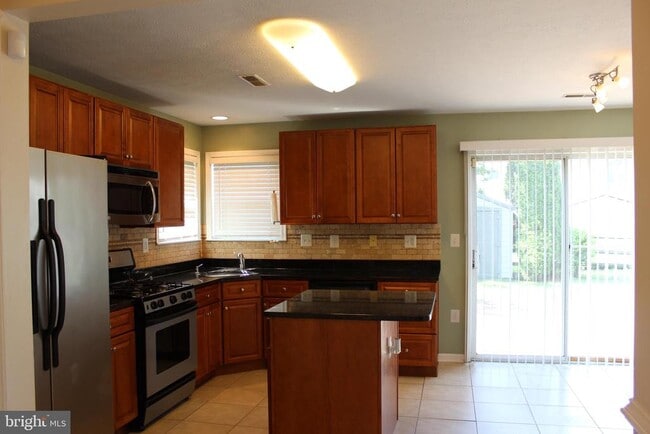 Building Photo - 5205 Sauger Ct