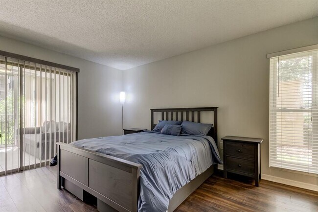 Building Photo - 90 S Highland Ave