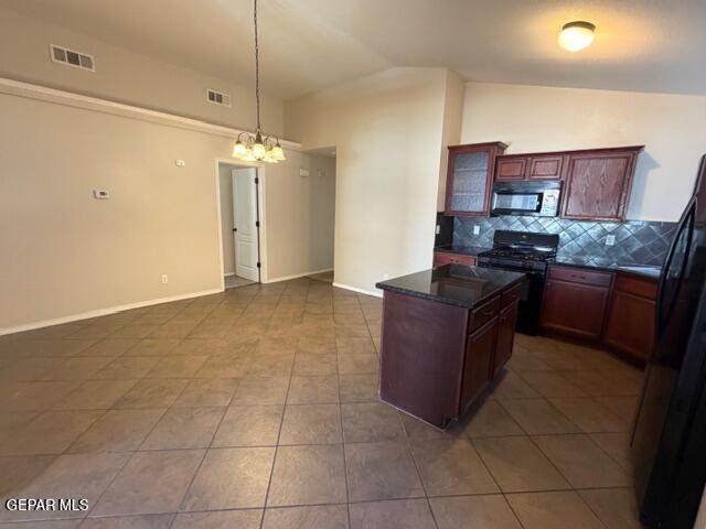 Building Photo - 4652 Lorenzo Ponce Dr